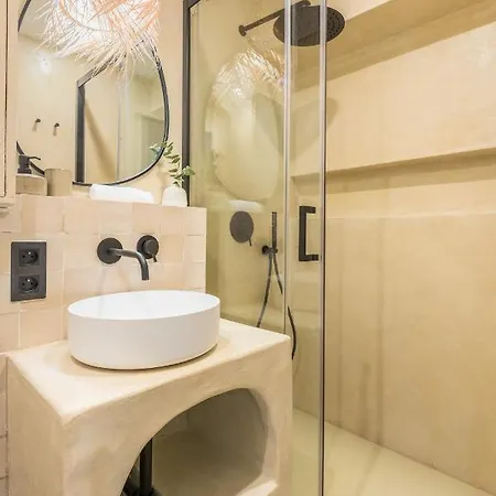 Apartment Duplex Standing Centre - Aux Bleuets *